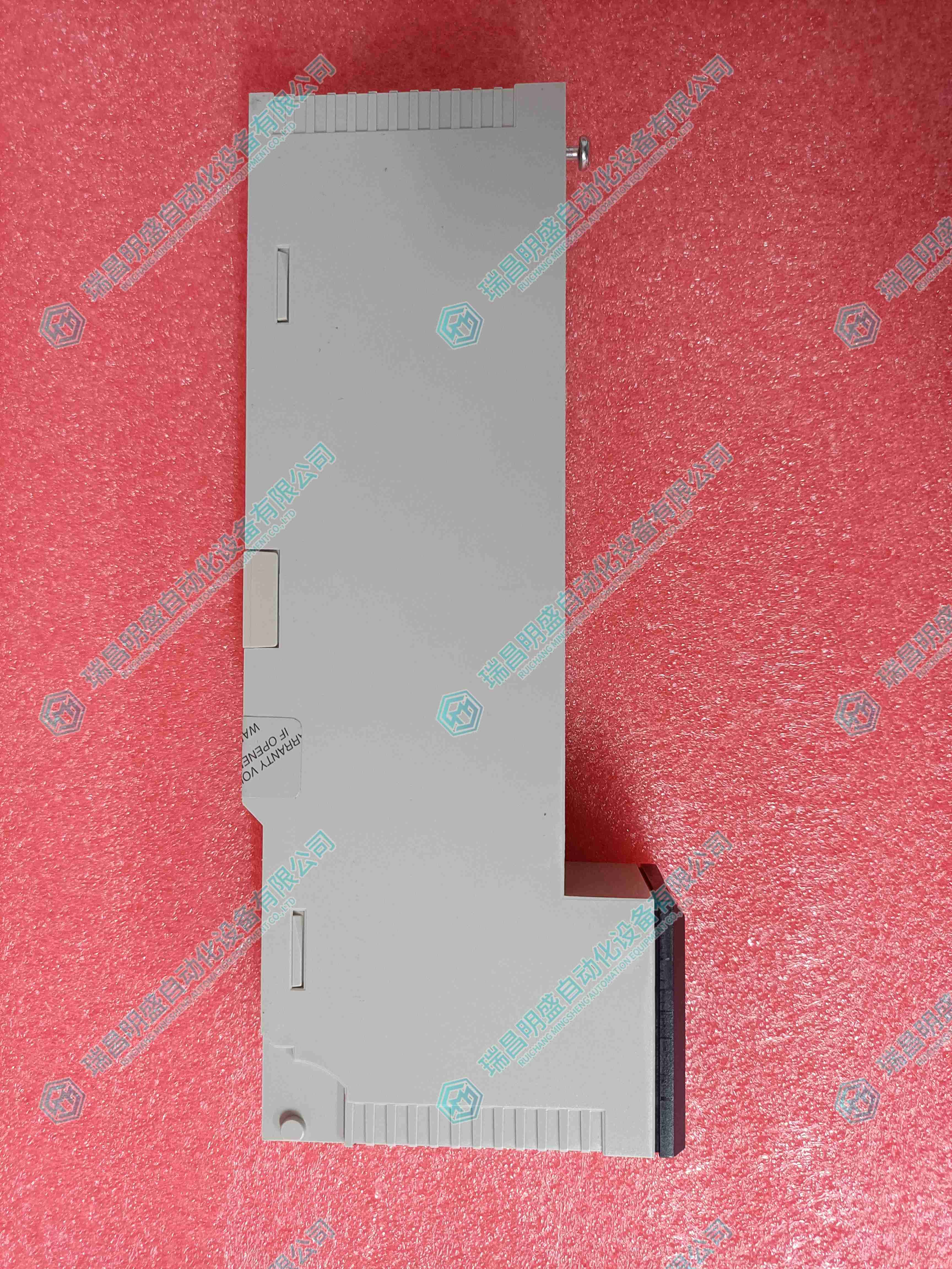 Schneider 140ACO13000 综合自动化装置