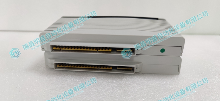 AO02 数字量输入输出模块