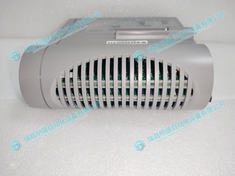 HONEYWELL CC-PAOH01 模拟输出模块