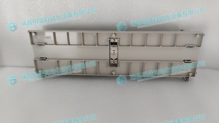 EMERSON 1C31223G01 继电器输出模块