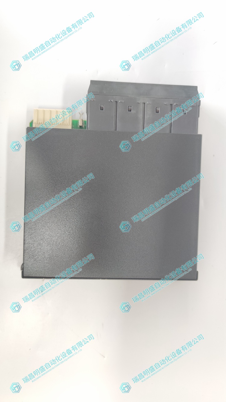 UR6CH 模拟 I/O 模块