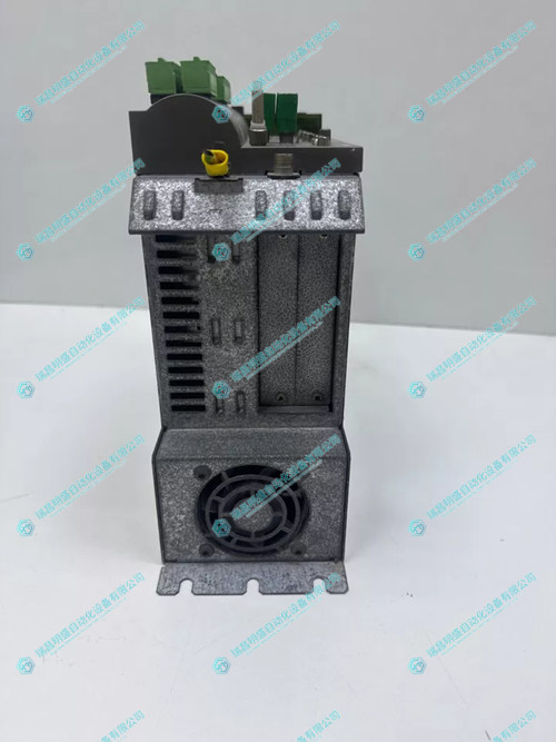 Schneider C400/10/1/1/1/00 伺服驱动器