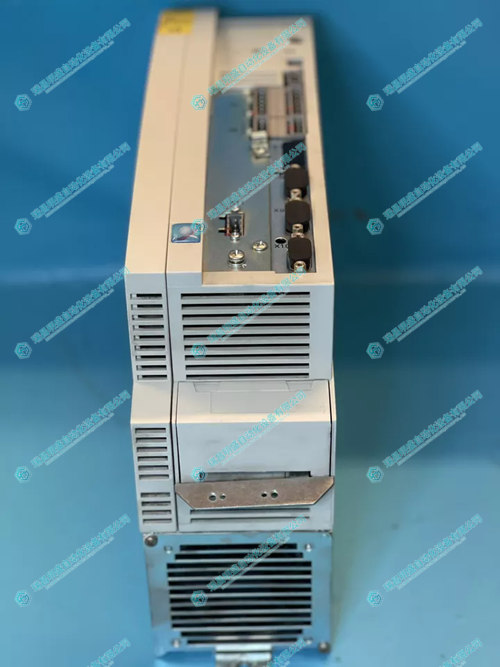 Lenze EVF9332-EVV004频率转换器